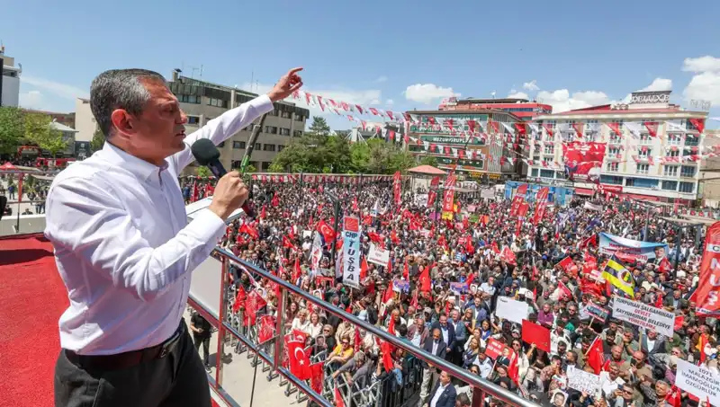 Özgür Özel’den Çarpıcı Açıklamalar: Örgütün Silah Bırakması Kritik Öneme Sahip