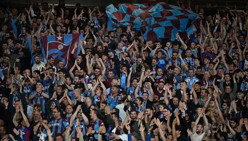 Trabzonspor-Galatasaray Maçının Biletleri Satışa Çıktı!
