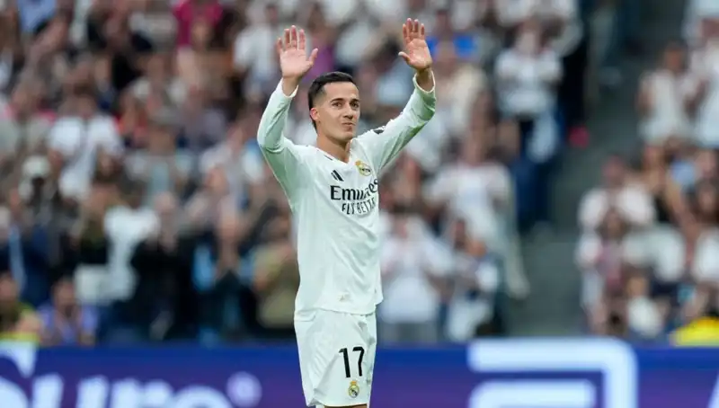 Beşiktaş, Madrid'in Yıldız Sağ Bekine Veda Etti: Gözyaşlarıyla Ayrılış