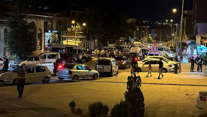 İki Aile Arasında Çıkan Kavga: 1 Ölü, 3 Yaralı
