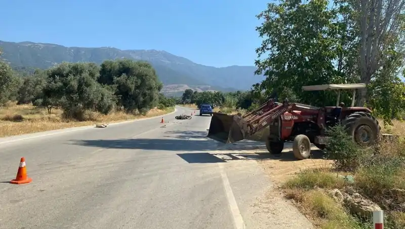 İzmir'de Motosiklet Kazası: Sürücü Ağır Yaralandı, Olayın Ayrıntıları Şok Edici
