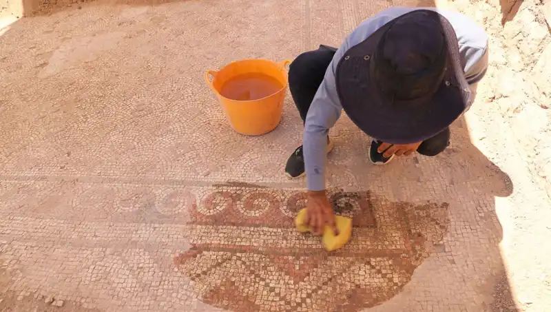 Mardin'de Bin 500 Yıllık Mozaik Keşfi: Tarihin İzleri Gözler Önünde