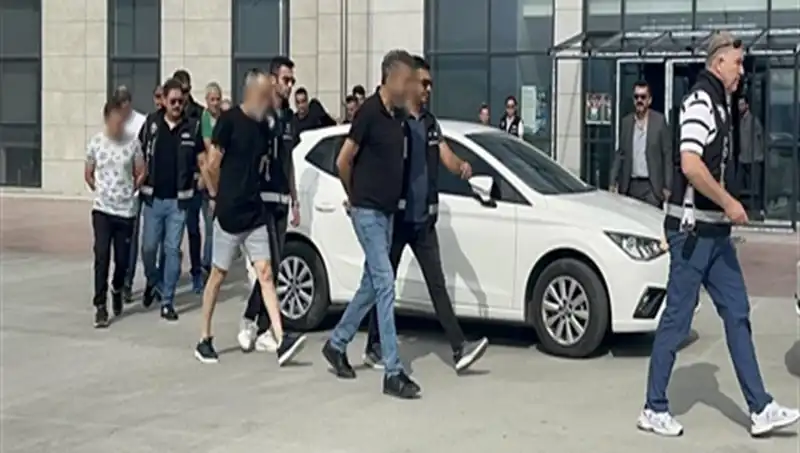 36 Bin Kişiye Hayal Satarak 10 Milyar Lira Dolandırdılar: Eşine Az Rastlanır Vaka!