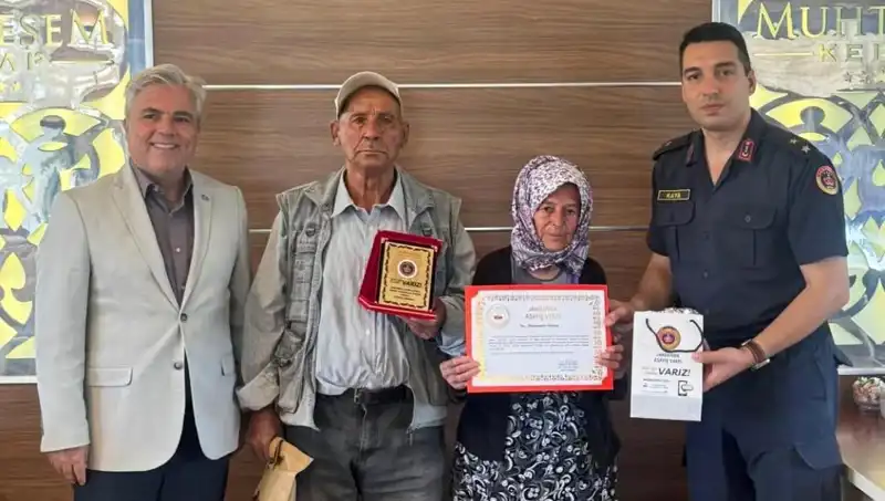 Tek Eviyle Jandarmaya Destek Veren Aile: Duygusal Bir Bağış Hikayesi