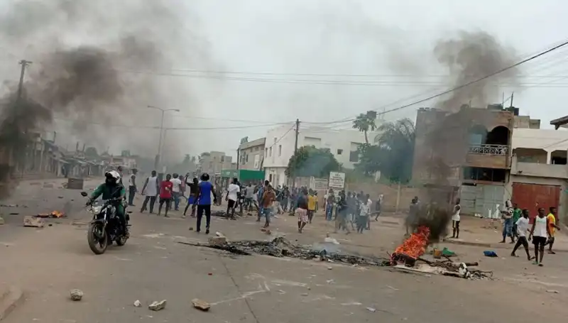 Togo'da Protestolar Büyüyor: Nehirlerde 7 Ceset Bulundu