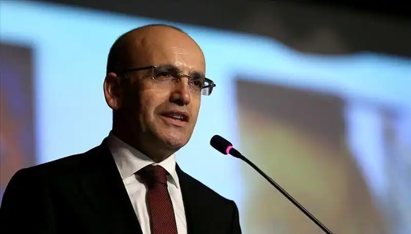 Bakan Şimşek, Yoğun Görüşme Trafigi ile Ekonomi Stratejilerini Belirliyor