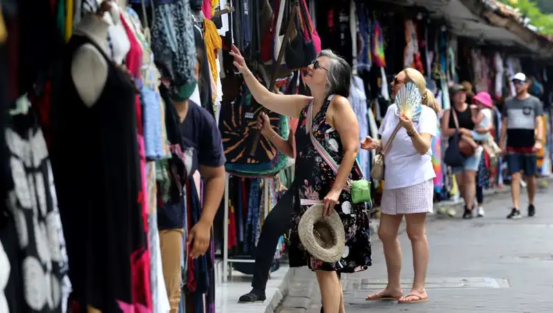 Bali'de Turistlere Kıyafet Yasağı: Cezalar Gündemde!