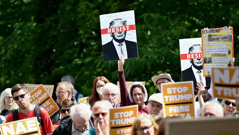 Trump’ın İskoçya Ziyareti Protestolarla Gölgelendi
