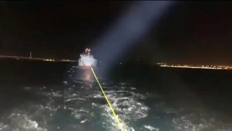 Çanakkale Boğazı'nda Gemi Arızası: Deniz Trafiği Tamamen Durdu