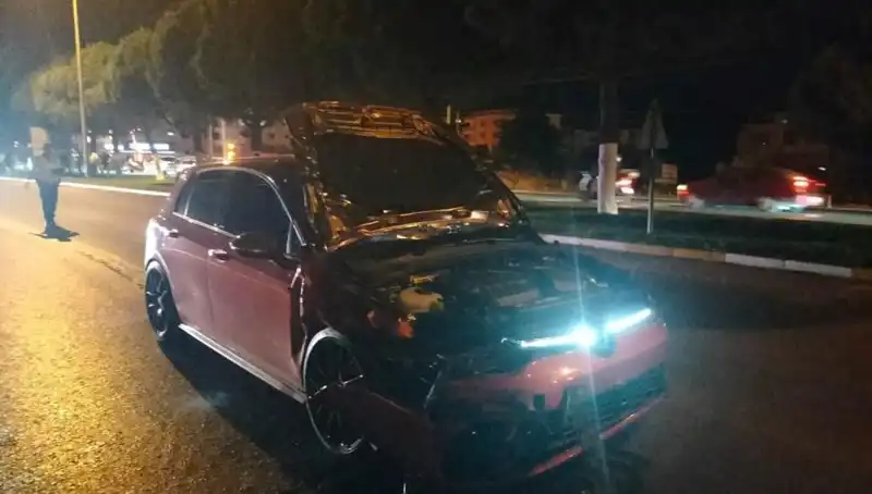 Balıkesir’de Motosiklet ve Otomobil Çarpıştı: 1 Ölü, 1 Yaralı