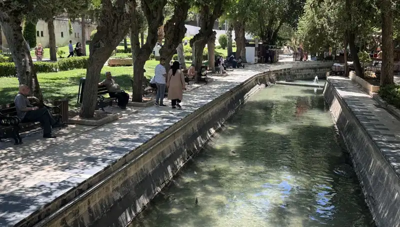 Şanlıurfa'da Sıcak Hava Dalgası: Termometreler 37 Dereceye Ulaştı!