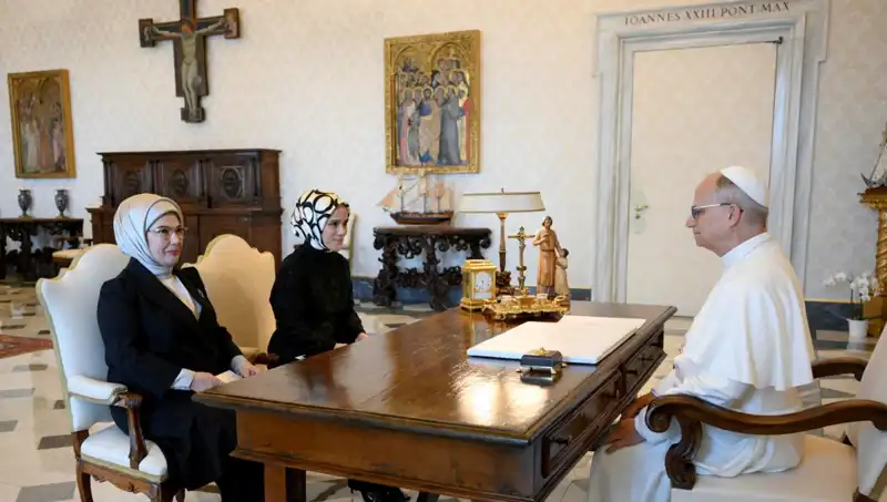 Emine Erdoğan ve Papa Leo, Gazze Üzerine Kritik Görüşmelerde Bulundu