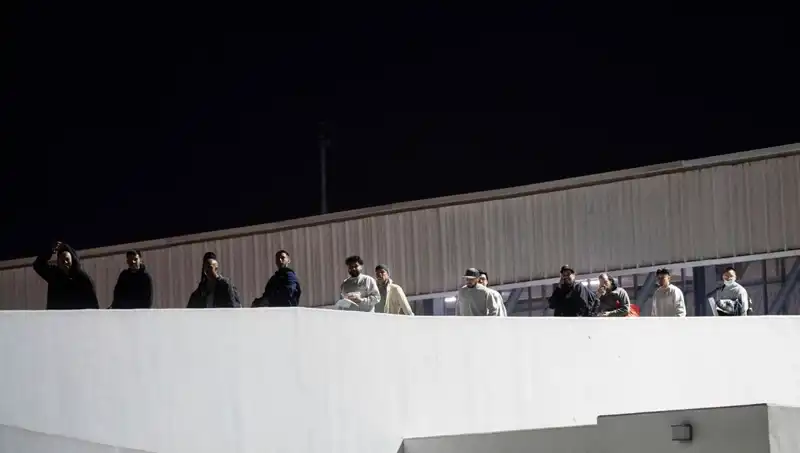 Düzensiz Göçmen Operasyonları: İki İl'de Büyük Yakalama Gerçekleşti