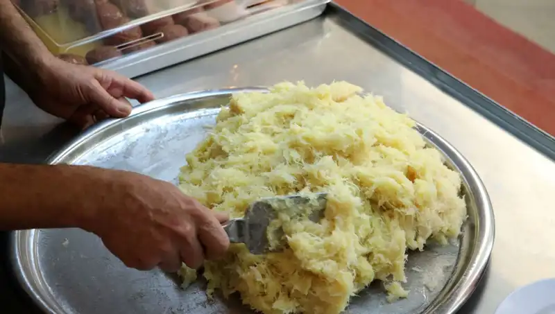 35 Yıldır Kentin Tescilli Lezzetini Zirveye Taşıyan Usta
