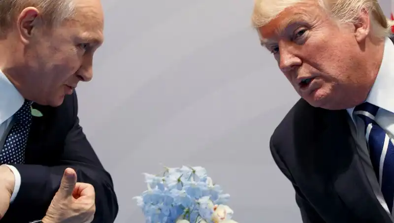 Trump’tan Şaşırtan Açıklamalar: Putin İle İlişkisi Hala Devam Ediyor!