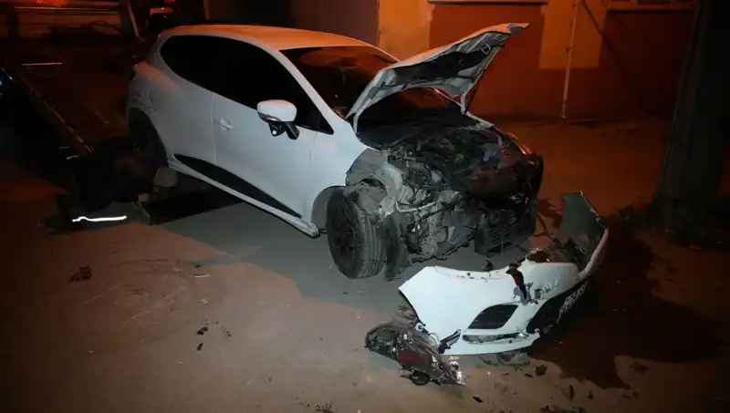 Alkollü Sürücü Dehşet Saçtı: 5 Araca Çarpma Anları!