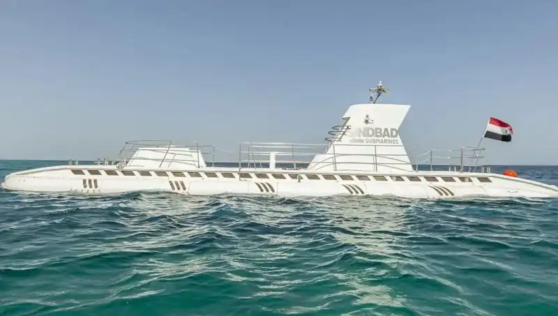 Kızıldeniz'de Trajedi: 44 Turist Taşıyan Denizaltı Battı