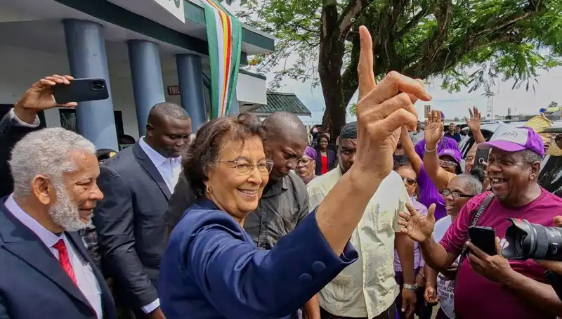 Surinam’ın Tarihinde Bir İlk: Kadın Devlet Başkanı Göreve Başlıyor