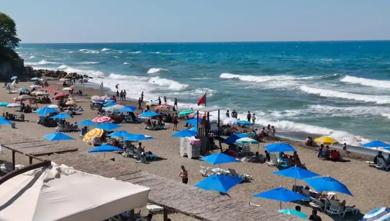 Akçakoca’da Deniz Yasağı Duyuruldu: Neden ve Süresi Nedir?