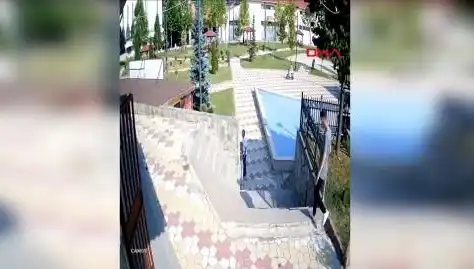 Kastamonu'da Muhtarın Uyardığı Kişi Tarafından Bıçaklanması Şok Etkisi Yarattı