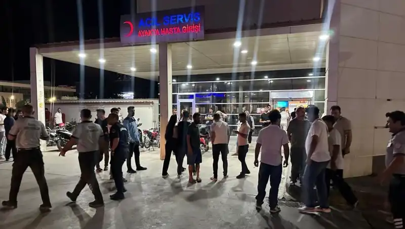 Acil Servis Önünde Tekme Tokat Kavga: Sağlık Çalışanları Çileden Çıktı!