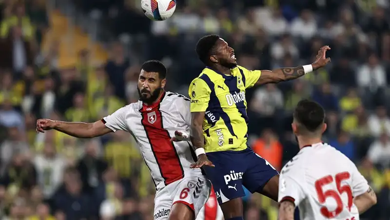 Uyum Bozuldu, Sistem İflas Etti: Fenerbahçe'ye Dair Çarpıcı Değerlendirmeler
