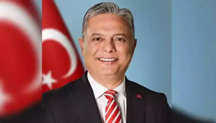 Ümit Uysal: CHP Genel Başkan Adayı ve Siyasi Kariyeri Hakkında Bilmeniz Gerekenler
