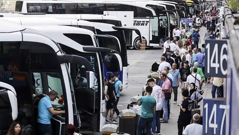 İstanbul'dan Kaçış: Geçen Yıl Ayrılanların Sayısı 369 Bin 453 Oldu