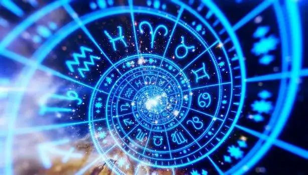 1 Mayıs 2025 Burç Yorumları: Aşk ve İş Hayatında Değişim Rüzgarları Esti
