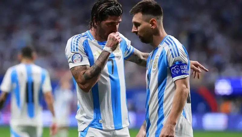 Rodrigo de Paul ve Messi'nin Kaderi: Futbolun İki Yüzü Yeniden Buluştu