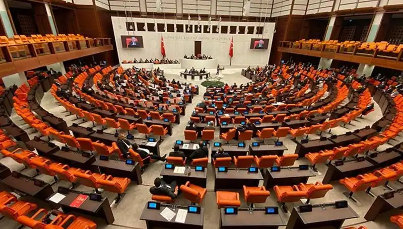 Emekli İkramiyesiyle İlgili Heyecan Verici Gelişme: TBMM’den Onay Geldi!