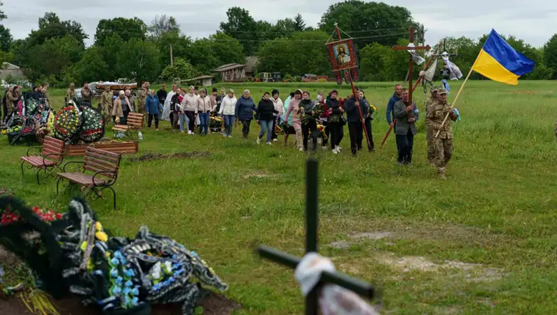 Ukrayna'da Hayatını Kaybeden İngiliz Asker: Savaşın Gerçek Yüzü