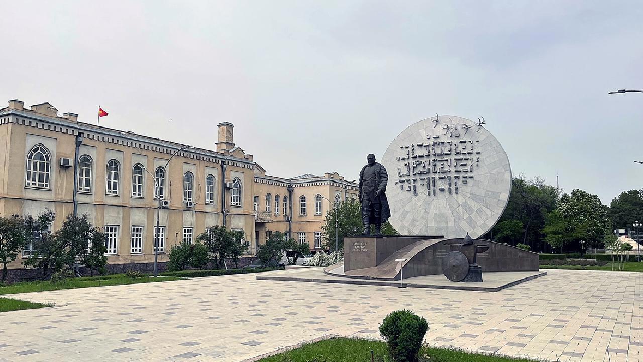 Kırgızistan'da FETÖ bağlantılı eğitim kurumları Maarif Vakfı'na devredildi